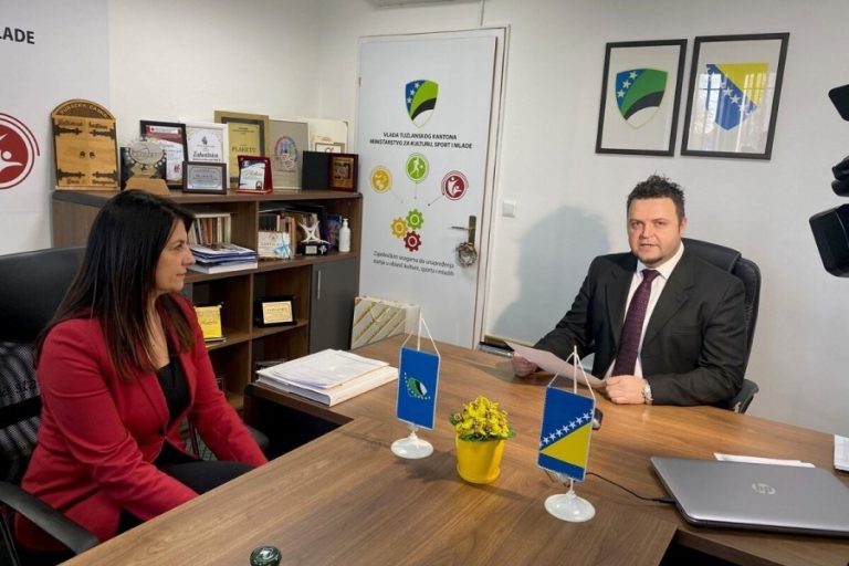Vlada TK-a i resorno ministarstvo novčano pomogli Nacionalnu i univerzitetsku biblioteku BiH