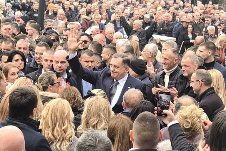 Milorad Dodik osuđen na godinu dana zatvora i šest godina zabrane obavljanja političke dužnosti