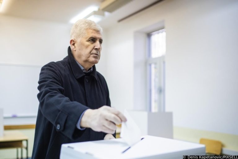 MANIPULACIJA, A NE MAJORIZACIJA: Laži o Izbornom zakonu i nepostojeće “hrvatsko pitanje”
