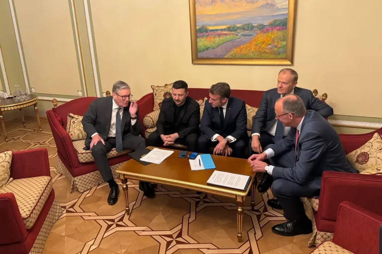 Evropski lideri zvali Trumpa: Rusiji predloženo 30-dnevno primirje, zaprijećeno joj ako ne pristane