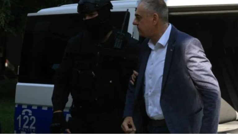 Lider SDS-a Milan Miličević i ostali sprovedeni u Tužilaštvo RS