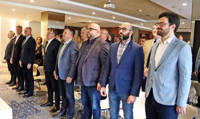 Glavni odbor SDP BiH daje punu podršku rade Vlade FBiH i premijeru Nerminu Nikšiću