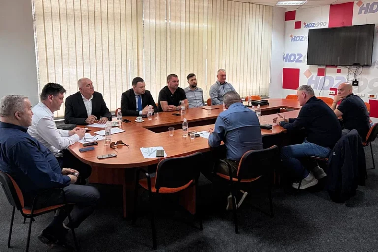 Koalicija pet hrvatskih stranaka za 15 dana objavljuje kandidata za Predsjedništvo BiH