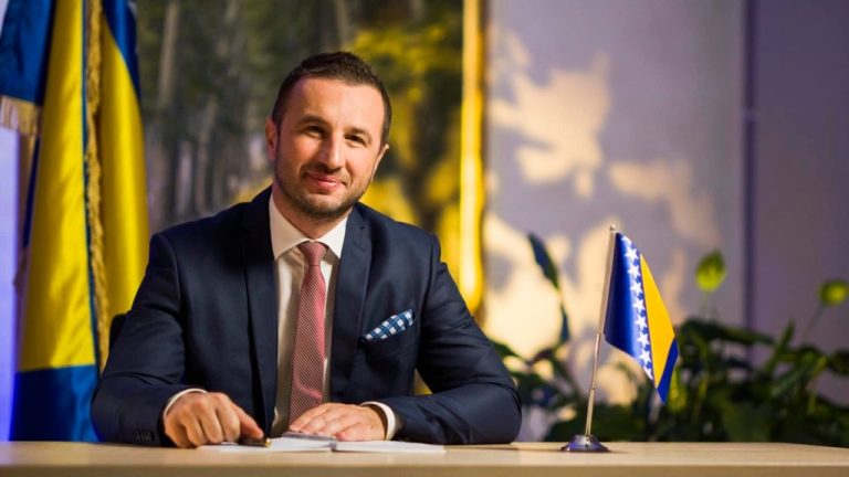 Efendić kontra Silajdžića: Jedinstven Mostar je greška!