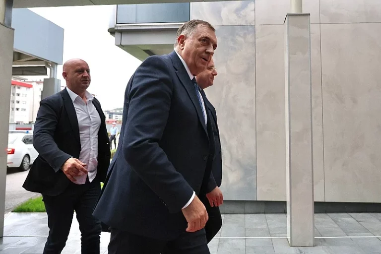 Dodik: Vjerujem da će Rusija na sjednici Vijeća sigurnosti zatražiti da se sve odluke Christiana Schmidta ponište