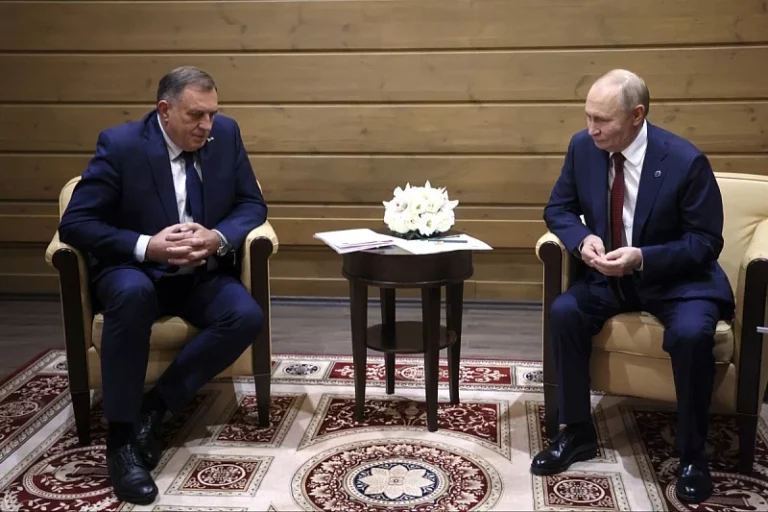 Dodik očekuje da Putin dođe u Banju Luku na osveštavanje rusko-srpskog hrama