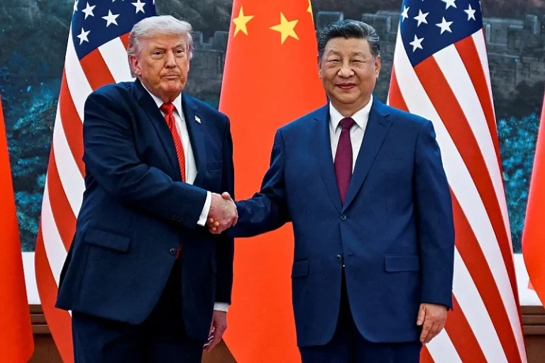 Trump tvrdi da se Kinezi slažu s njim da Iran mora otvoriti Hormuški moreuz, u zamjenu za ukidanje sankcija