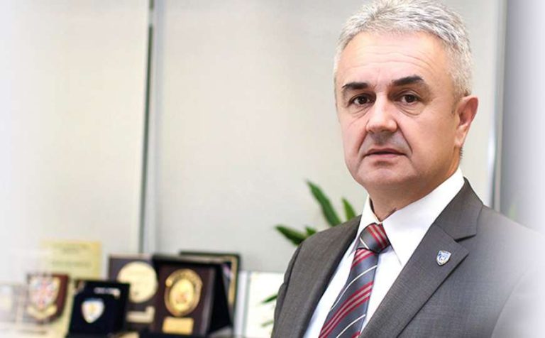 Bivši direktor SIPA-e prozvao vrh MUP-a RS: Da li su službena vozila Vlade RS-a prevozila kokain pod rotacijama?