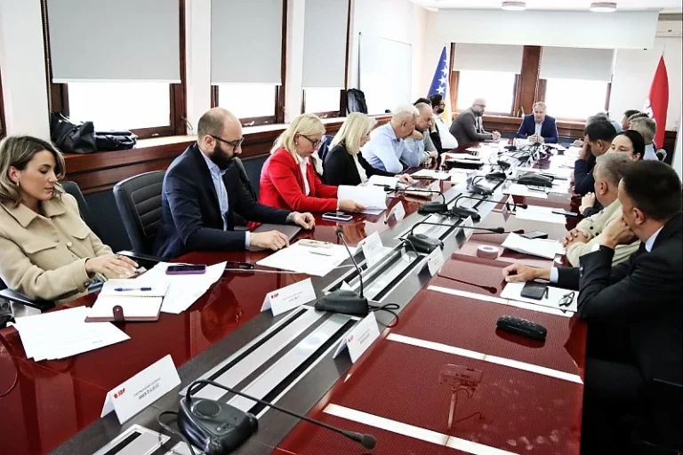 Predsjedništvo SDP-a: Privrženi smo zajedničkom nastupu u RS-u s NiP-om, Naprijed, PDA i NES-om, pozivamo i ostale