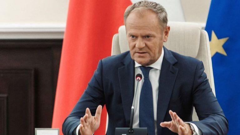 Tusk upozorava: “NATO se urušava”