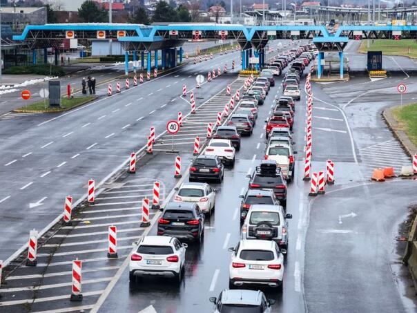 bih-rjesava-problem-viza-hitna-sanacija-biometrijskog-sistema-u-fokusu-vijeca-ministara-granice_6a2ae04b6f716