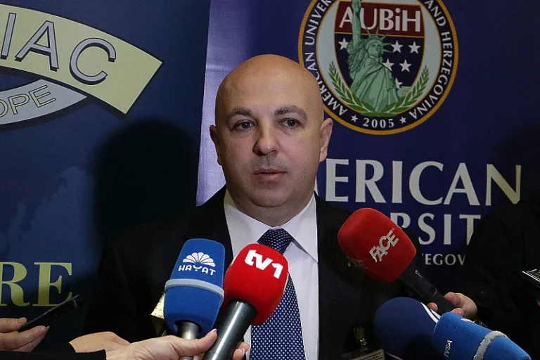 Denis Prcić osuđen na tri godine zatvora zbog zloupotreba u Američkom univerzitetu: Mora vratiti novac studentima