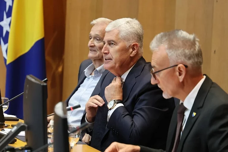Dragan Čović zakazao sjednicu Doma naroda o evropskim zakonima, a ni na prethodnoj nije ispoštovao delegate