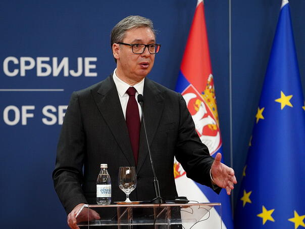 vucic-izgubimo-li-smijat-cu-im-se-u-lice-i-iz-pritvora-i-iz-zatvora-vucic-srb_6a6637b6e0a75