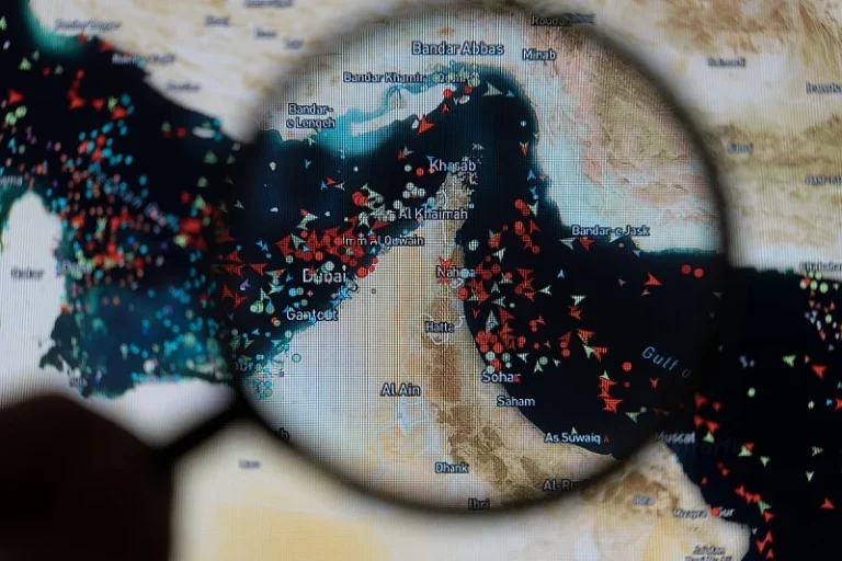 Rješenje za ključni pomorski put: Iran i Oman blizu dogovora o novom koridoru kroz Hormuški moreuz