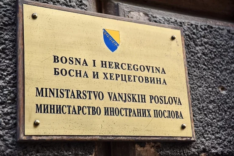 Ministarstvo vanjskih poslova organizuje konferenciju o statusu naroda u institucijama BiH: Ovo je lista govornika