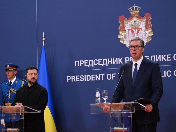 vucic-u-septembru-otvaramo-fabriku-dronova-sa-izraelcima-gfdhgfhjhgjolkj-lk-_6a772bd841905