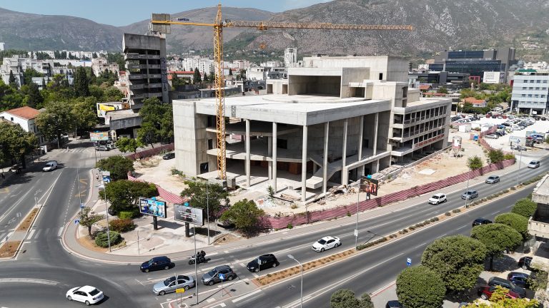 Plenković donosi milione, Mostar traži papire: Novac nije građevinska dozvola